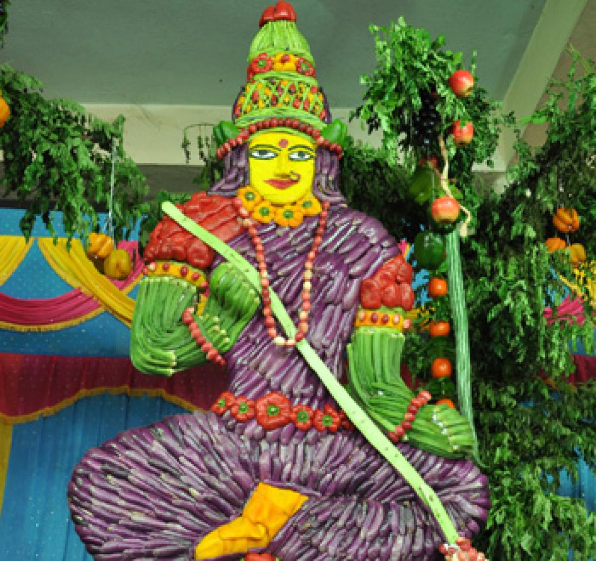 Green glow of Durga temple attracts more devotees